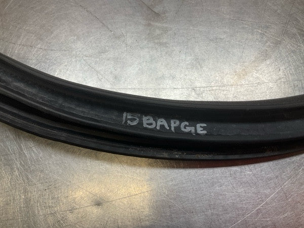 2004 Nissan Z33 350Z Front Passenger Door Frame Weatherstrip Oem 15Bapge - On Point Parts Inc