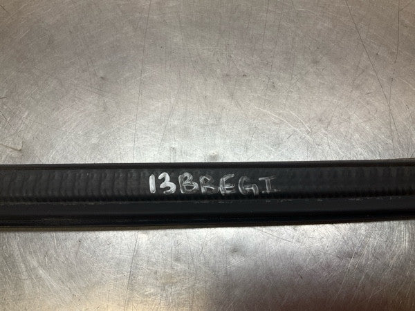 2006 Infiniti V35 G35 Rear Coupe Interior Hatch Weatherstrip Seal Oem 13Bbegi - On Point Parts Inc
