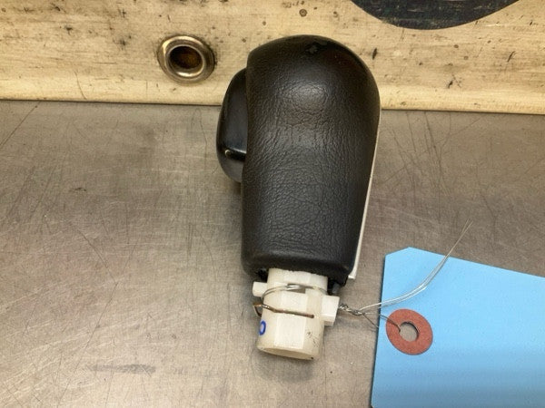 2006 Infiniti V35 G35 Front Automatic Shifter Knob Oem 13Bbegc - On Point Parts Inc