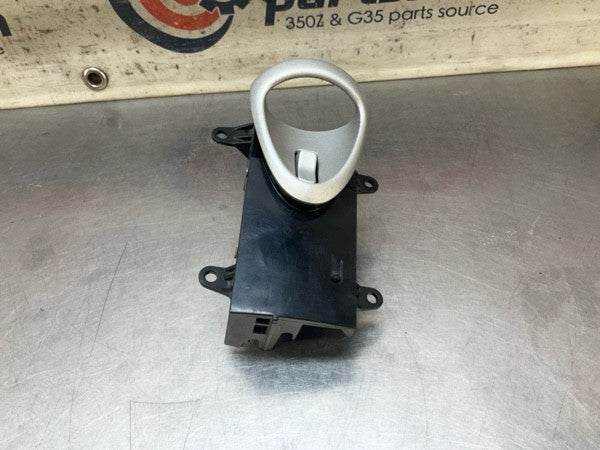 2004 Nissan Z33 350Z Front Driver Interior Door Handle Oem 24Bbqga - On Point Parts Inc