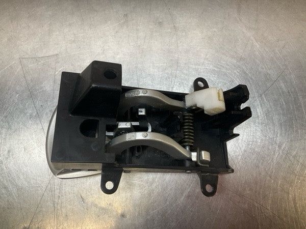 2004 Nissan Z33 350Z Front Driver Interior Door Handle Oem 24Bbqga - On Point Parts Inc