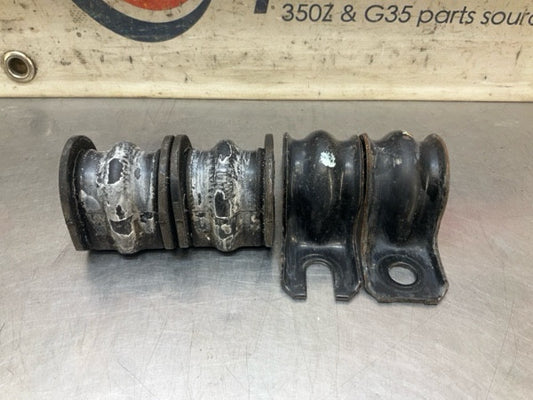 2004 Nissan Z33 350Z Rear Suspension Stabilizer Sway Bar Brackets Oem 24Bbqgc - On Point Parts Inc