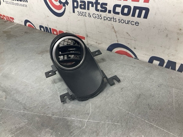 2004 Nissan Z33 350Z Passenger Door Panel Vent Trim Oem 24Bbqge - On Point Parts Inc