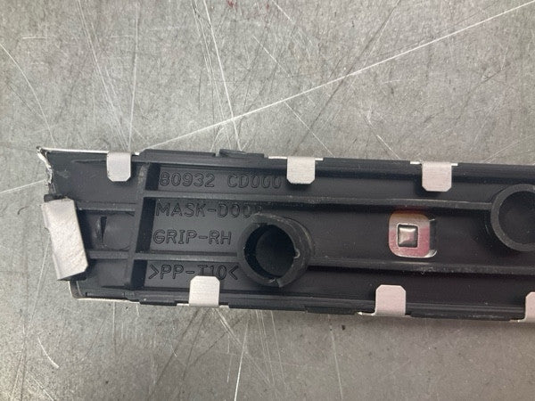 2004 Nissan Z33 350Z Passenger Door Panel Grab Handle Finisher Trim Oem 24Bbqge - On Point Parts Inc