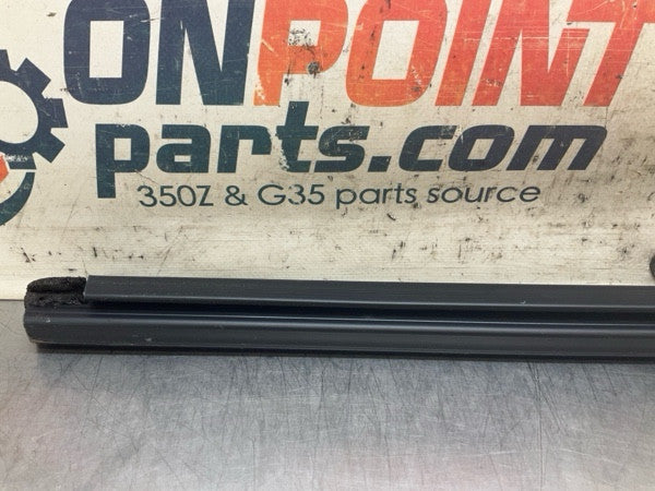 2012 Infiniti V36 G37 Front Driver Door Panel Window Felt Strip Oem 24Bcdg7 - On Point Parts Inc