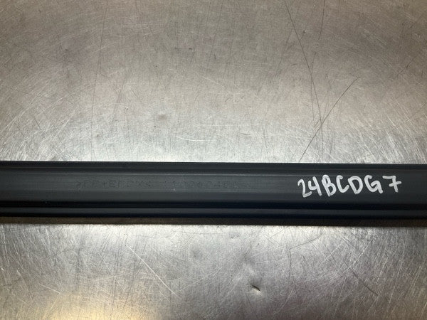 2012 Infiniti V36 G37 Front Driver Door Panel Window Felt Strip Oem 24Bcdg7 - On Point Parts Inc
