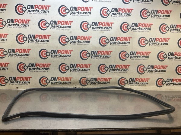 2012 Infiniti V36 G37 Front Passenger Door Frame Weatherstrip Oem 24Bcdgk - On Point Parts Inc