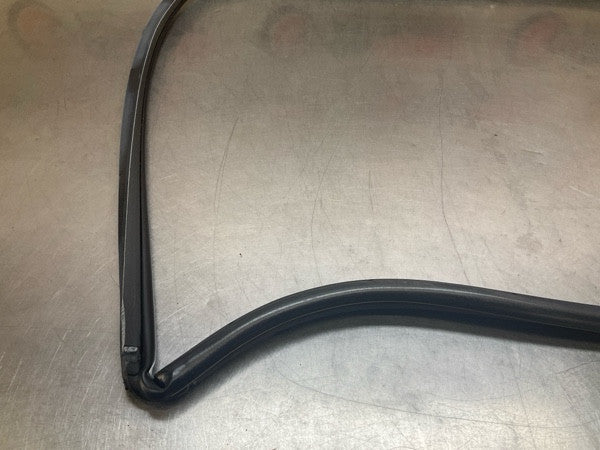 2012 Infiniti V36 G37 Front Passenger Door Frame Weatherstrip Oem 24Bcdgk - On Point Parts Inc