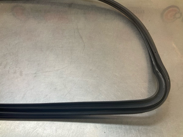 2012 Infiniti V36 G37 Front Passenger Door Frame Weatherstrip Oem 24Bcdgk - On Point Parts Inc