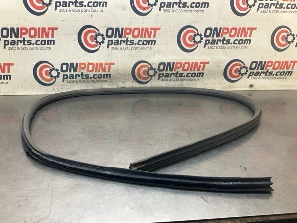 2005 Nissan Z33 350Z Driver Convertible Door Frame Weatherstrip Oem 14Bcrga - On Point Parts Inc