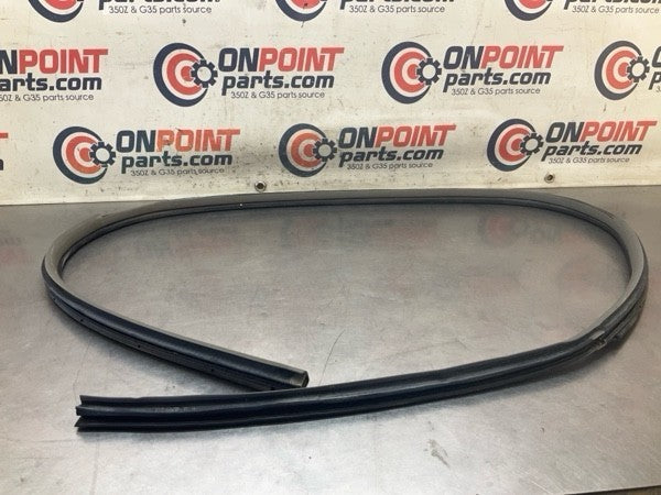 2005 Nissan Z33 350Z Passenger Convertible Door Frame Weatherstrip Oem 14Bcrge - On Point Parts Inc