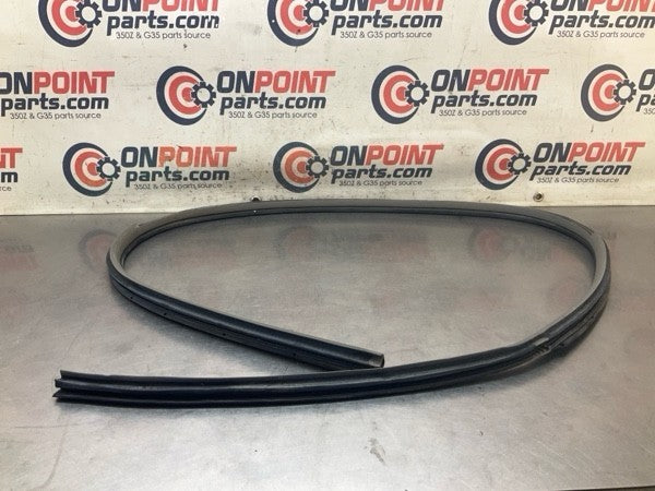 2005 Nissan Z33 350Z Passenger Convertible Door Frame Weatherstrip Oem 14Bcrge - On Point Parts Inc