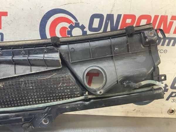 2005 Nissan Z33 350Z Front Windshield Cowl Wiper Cover Panel Oem 14Bcrg3 - On Point Parts Inc