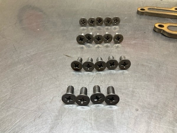 2005 Nissan Z33 350Z Vq35De Oil Galley Cover 32K Oem 14Bcrgi - On Point Parts Inc