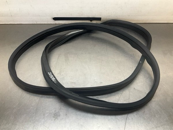 2008 Infiniti V36 G37 Rear Coupe Interior Trunk Weatherstrip Seal Oem 22Bd8Gc - On Point Parts Inc