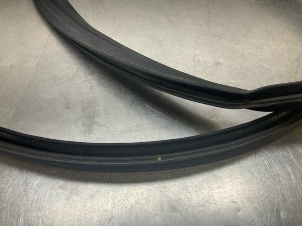 2008 Infiniti V36 G37 Rear Coupe Interior Trunk Weatherstrip Seal Oem 22Bd8Gc - On Point Parts Inc