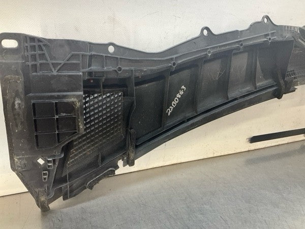 2008 Infiniti V36 G37 Front Windshield Cowl Wiper Cover Panel Oem 22Bd8G3 - On Point Parts Inc