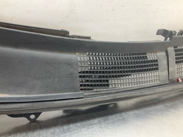 2008 Infiniti V36 G37 Front Windshield Cowl Wiper Cover Panel Oem 22Bd8G3 - On Point Parts Inc