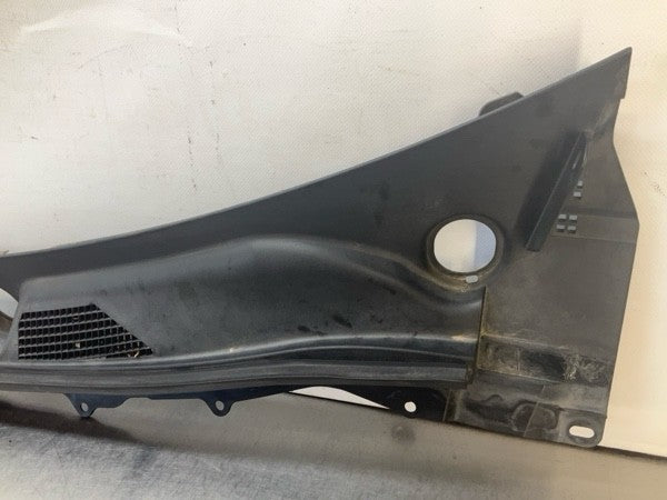 2008 Infiniti V36 G37 Front Windshield Cowl Wiper Cover Panel Oem 22Bd8G3 - On Point Parts Inc