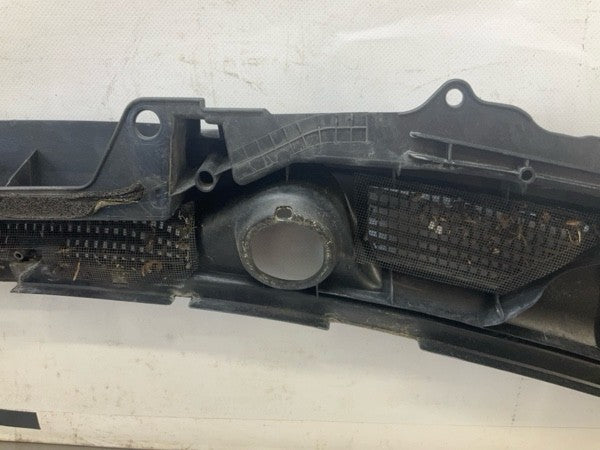 2008 Infiniti V36 G37 Front Windshield Cowl Wiper Cover Panel Oem 22Bd8G3 - On Point Parts Inc