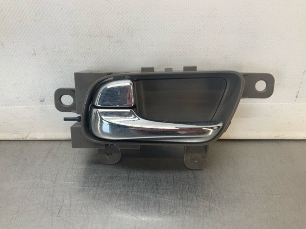 2008 Infiniti V36 G37 Driver Interior Door Handle Oem 22Bd8Ga - On Point Parts Inc
