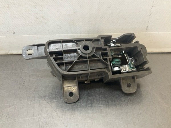 2008 Infiniti V36 G37 Driver Interior Door Handle Oem 22Bd8Ga - On Point Parts Inc