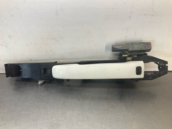 2008 Infiniti V36 G37 Front Driver Exterior Door Handle Oem 22Bd8Ga - On Point Parts Inc