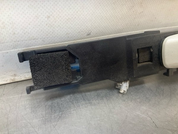 2008 Infiniti V36 G37 Front Driver Exterior Door Handle Oem 22Bd8Ga - On Point Parts Inc