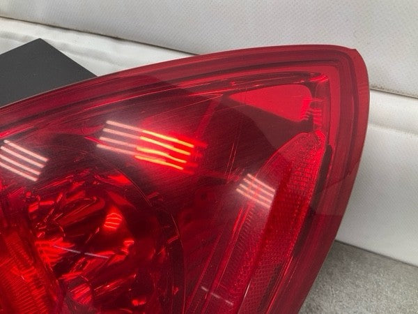2008 Infiniti V36 G37 Rear Passenger Tail Light Assembly Oem 22Bd8G2 - On Point Parts Inc