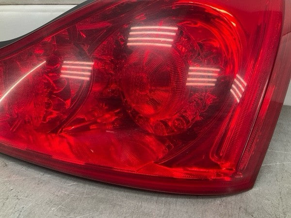 2008 Infiniti V36 G37 Rear Passenger Tail Light Assembly Oem 22Bd8G2 - On Point Parts Inc