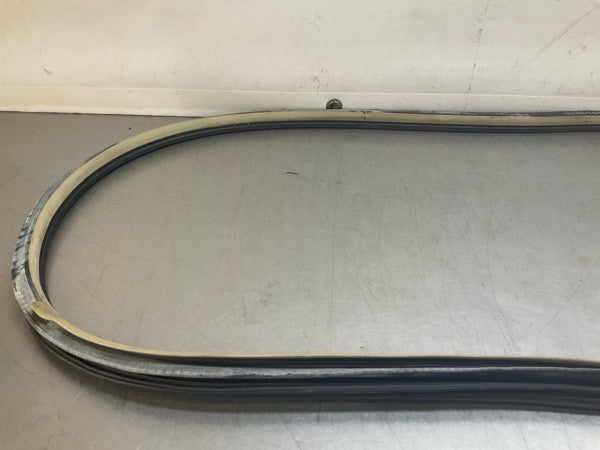 2008 Infiniti V36 G37 Front Passenger Door Frame Weatherstrip Oem 22Bd8Ge - On Point Parts Inc