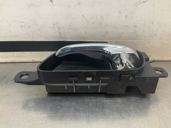 2008 Infiniti V35 G35X Front Driver Interior Door Handle Oem 15Bd0Ga - On Point Parts Inc