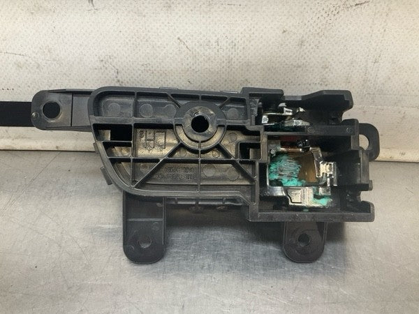 2008 Infiniti V35 G35X Front Driver Interior Door Handle Oem 15Bd0Ga - On Point Parts Inc