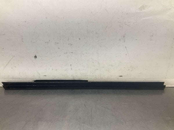 2008 Infiniti V35 G35X Front Passenger Door Panel Window Felt Strip Oem 15Bd0G7 - On Point Parts Inc