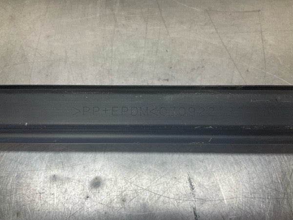 2008 Infiniti V35 G35X Front Passenger Door Panel Window Felt Strip Oem 15Bd0G7 - On Point Parts Inc