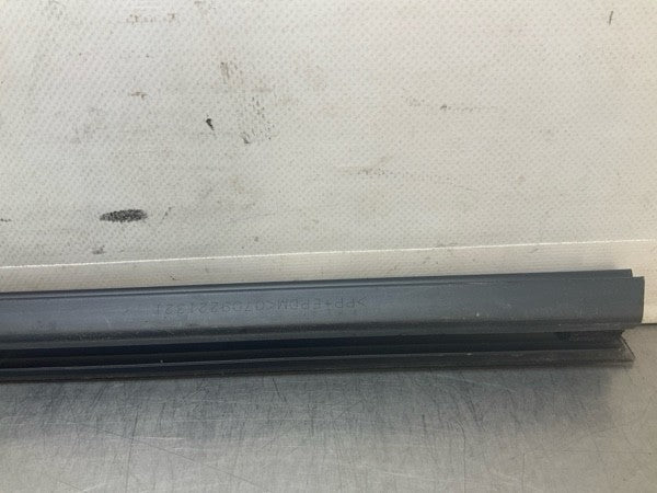 2008 Infiniti V35 G35X Front Passenger Door Panel Window Felt Strip Oem 15Bd0G7 - On Point Parts Inc