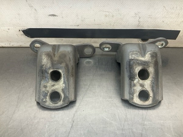 2008 Infiniti V35 G35X Front Driver Door Hinges Oem 15Bd0Gg - On Point Parts Inc