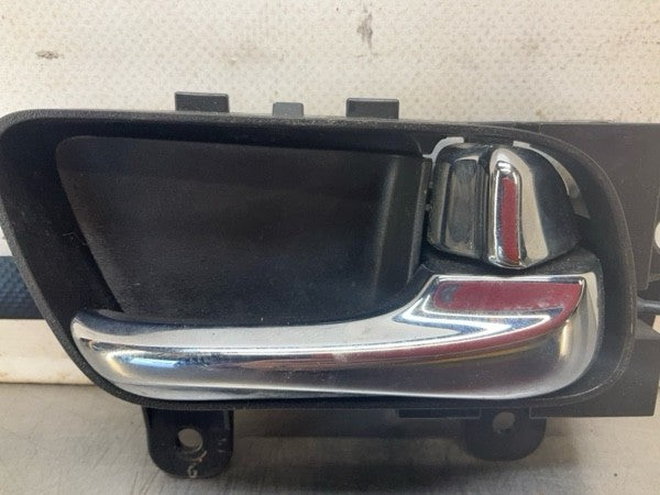 2008 Infiniti V35 G35X Front Passenger Interior Door Handle Oem 15Bd0Ge - On Point Parts Inc