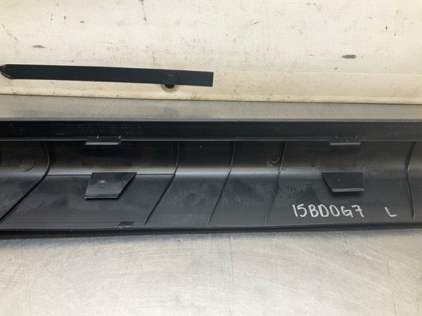 2008 Infiniti V35 G35X Front Driver Sedan Door Threshold Sill Trim Oem 15Bd0G7 - On Point Parts Inc