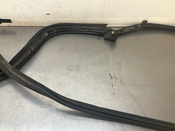 2008 Infiniti V35 G35X Rear Driver Door Shell Weatherstrip Oem 15Bd0Ga - On Point Parts Inc