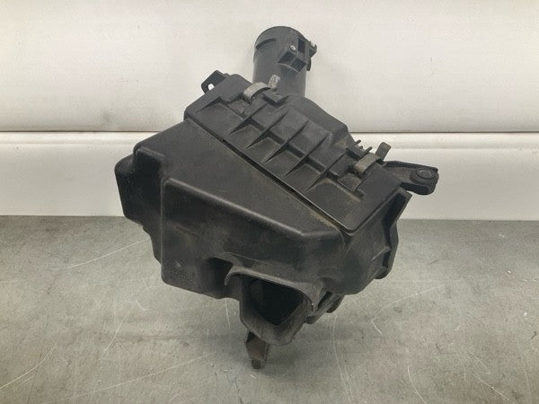 2008 Infiniti V35 G35X Front Driver Air Intake Filter Box Oem 15Bd0Gg - On Point Parts Inc