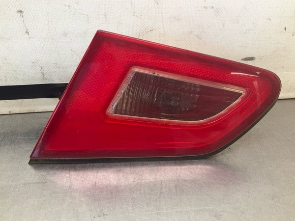 2008 Infiniti V35 G35X Rear Passenger Turn Signal Assembly Oem 15Bd0Ge - On Point Parts Inc