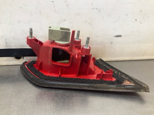 2008 Infiniti V35 G35X Rear Passenger Turn Signal Assembly Oem 15Bd0Ge - On Point Parts Inc