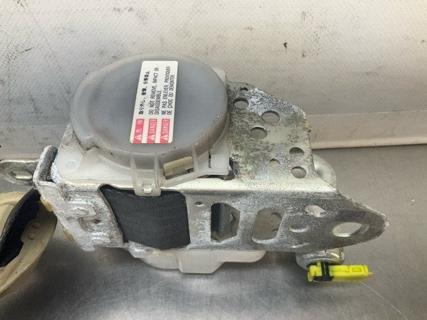 2008 Infiniti V35 G35X Rear Passenger Seat Belt Retractor Tensioner Oem 15Bd0Ge - On Point Parts Inc