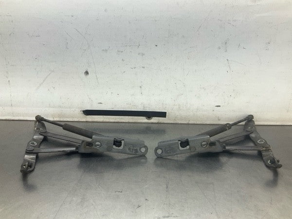 2008 Infiniti V35 G35X Rear Trunk Lid Hinge Oem 15Bd0Gi - On Point Parts Inc