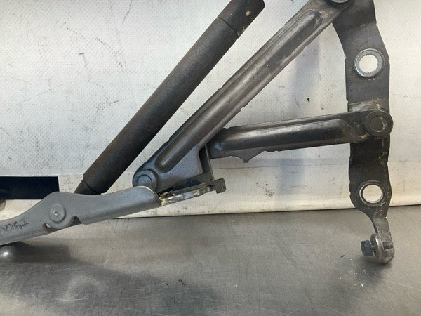 2008 Infiniti V35 G35X Rear Trunk Lid Hinge Oem 15Bd0Gi - On Point Parts Inc