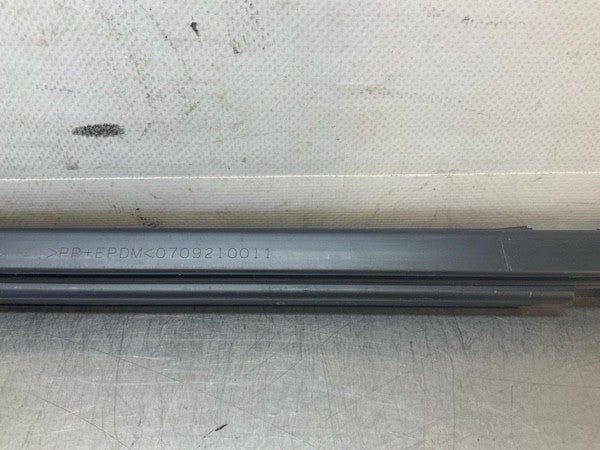 2008 Infiniti V35 G35X Rear Passenger Door Panel Window Felt Strip Oem 15Bd0G7 - On Point Parts Inc