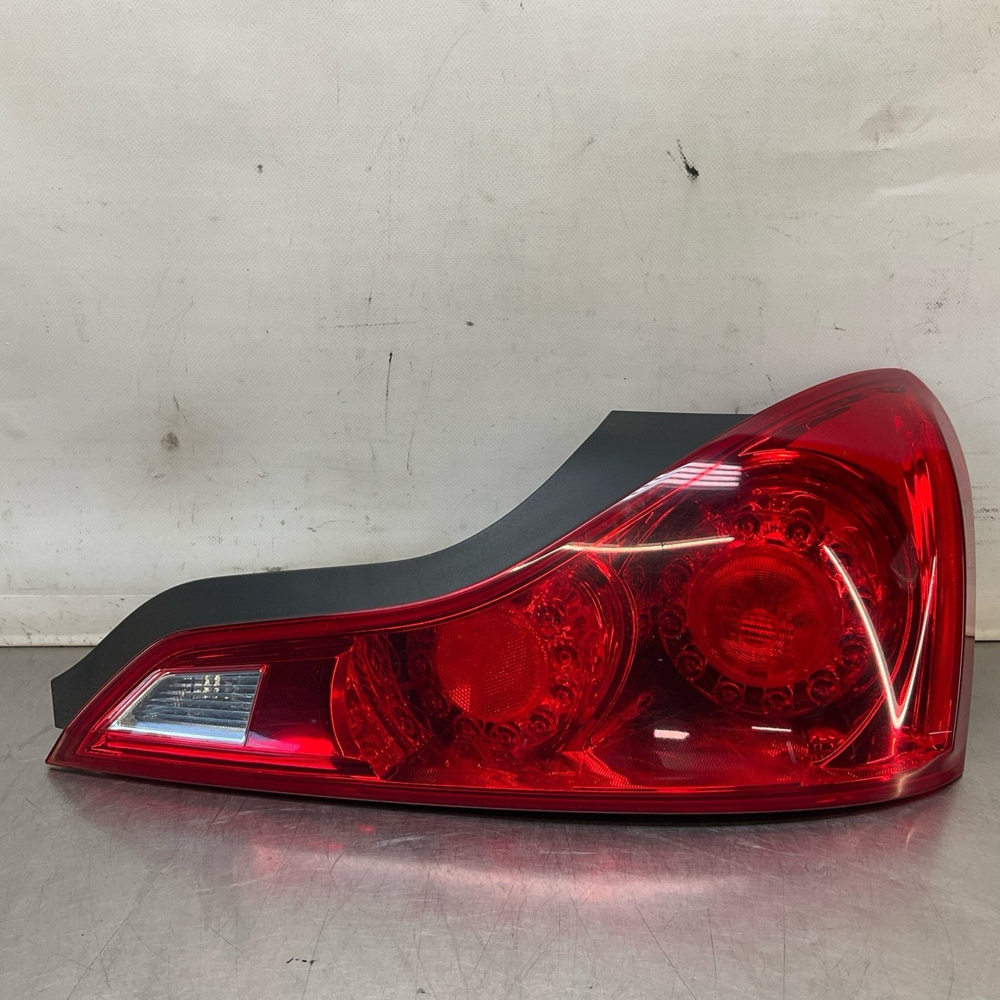 08-15 G37 Q60 Coupe Rear Passenger Tail Light Assembly 26550JL00B Oem 12Bd4G2 - On Point Parts Inc