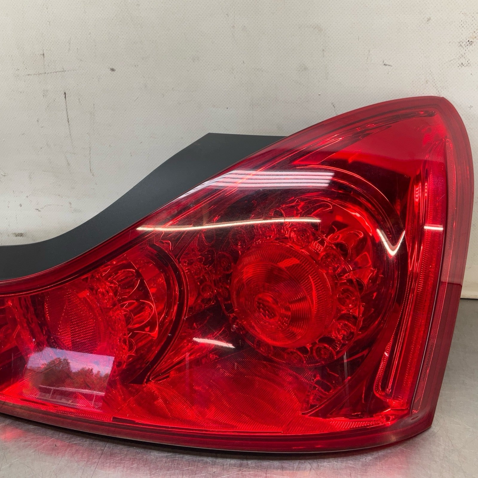 08-15 G37 Q60 Coupe Rear Passenger Tail Light Assembly 26550JL00B Oem 12Bd4G2 - On Point Parts Inc