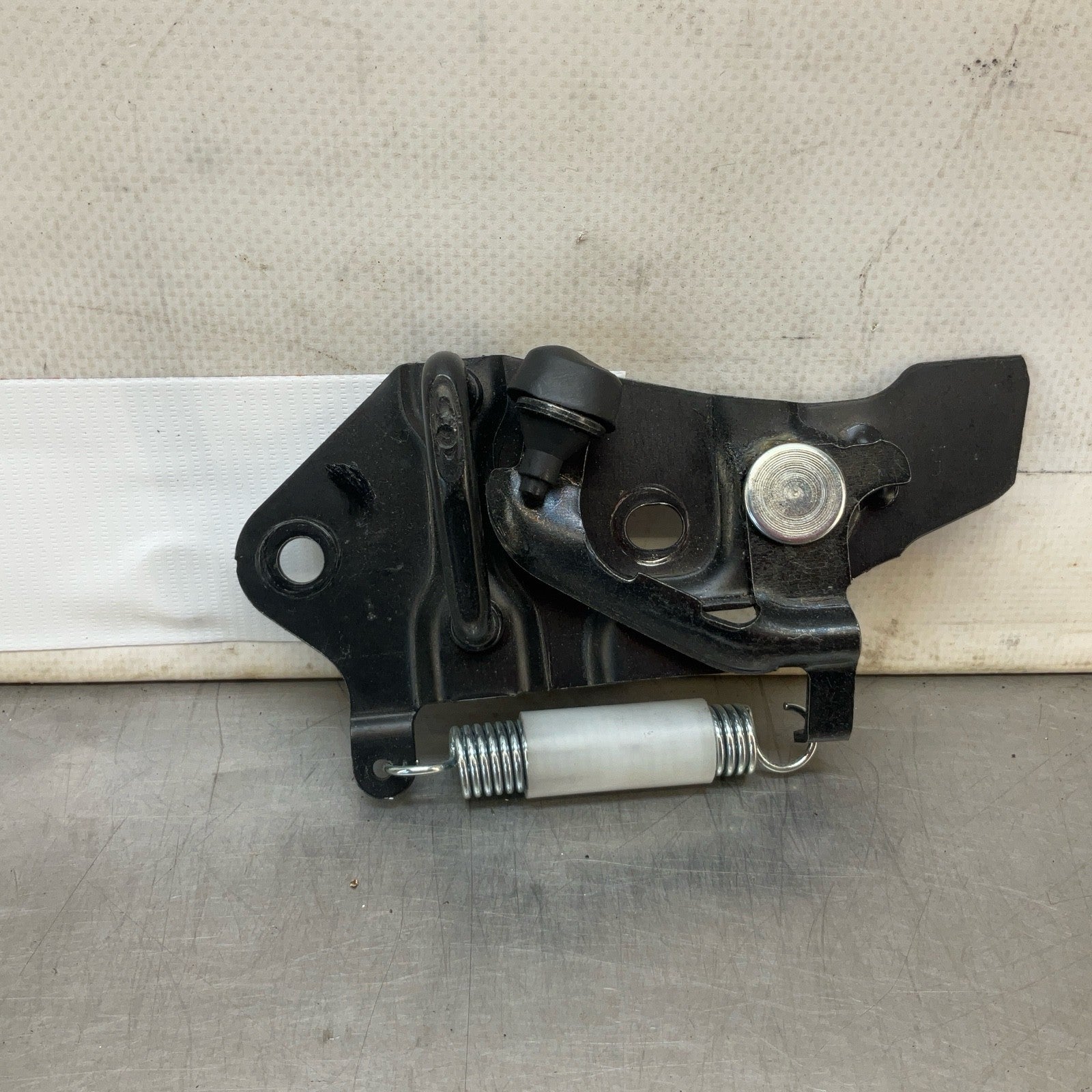 08-15 G37 Q60 Coupe Rear Trunk Lid Striker 84620EG000 Oem 12Bd4Gi - On Point Parts Inc